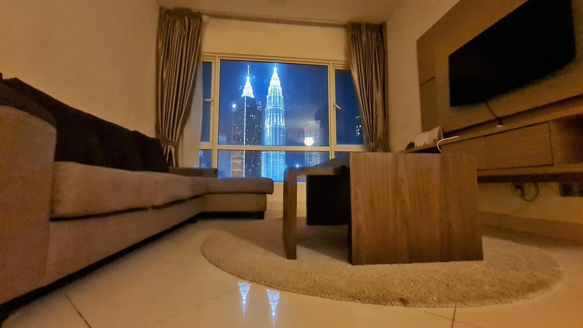 Crest Residence Klcc By Sarah'S Lodge Kuala Lumpur Apartment