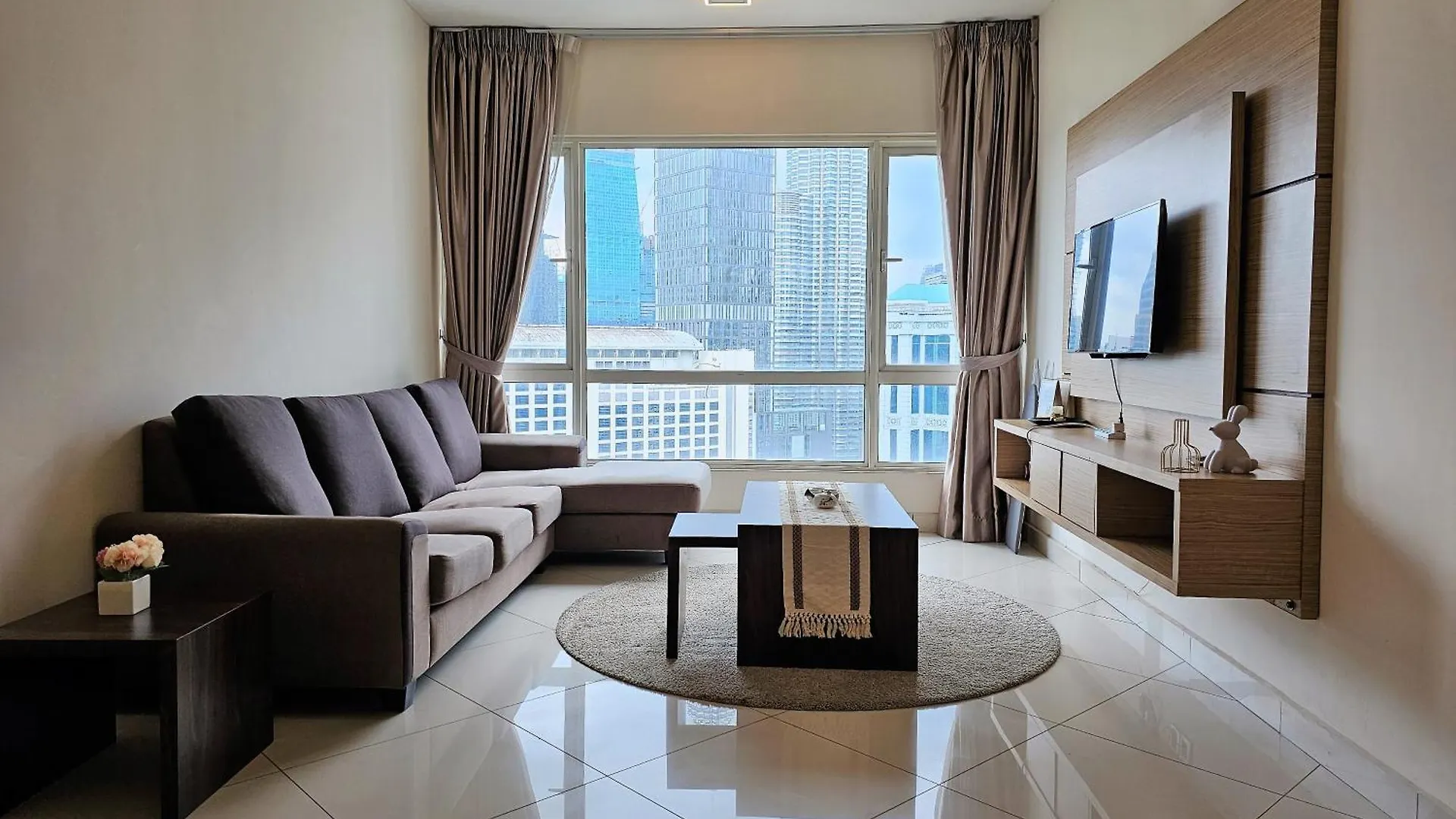 Crest Residence Klcc By Sarah'S Lodge Kuala Lumpur